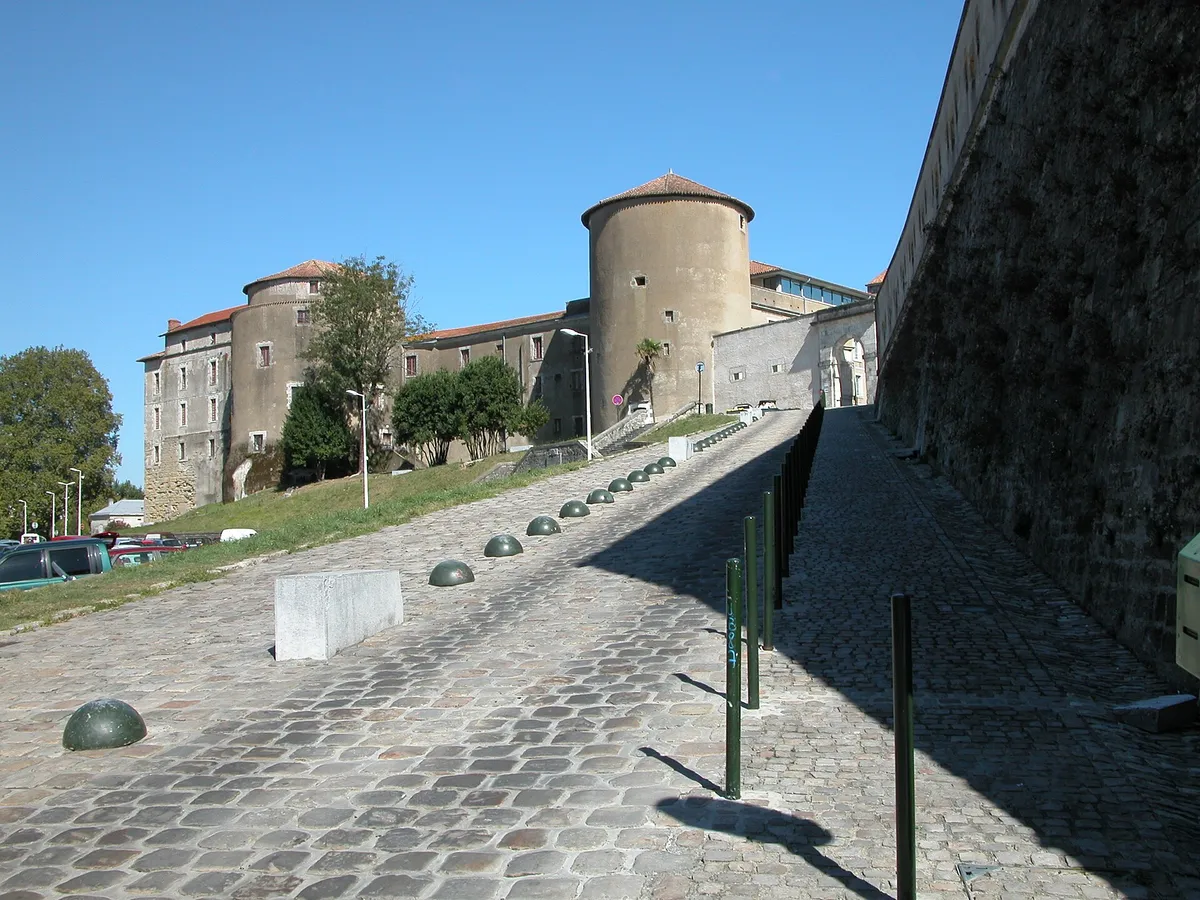 A view in Bayonne, where this quest is played