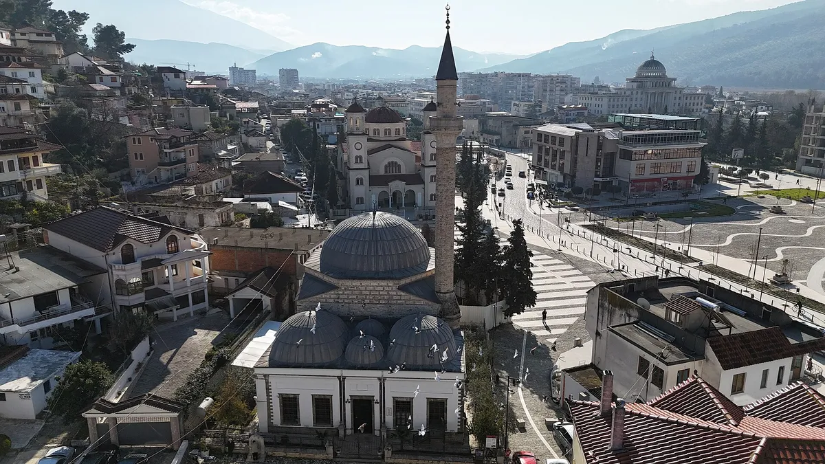 A view in Berat, where this quest is played