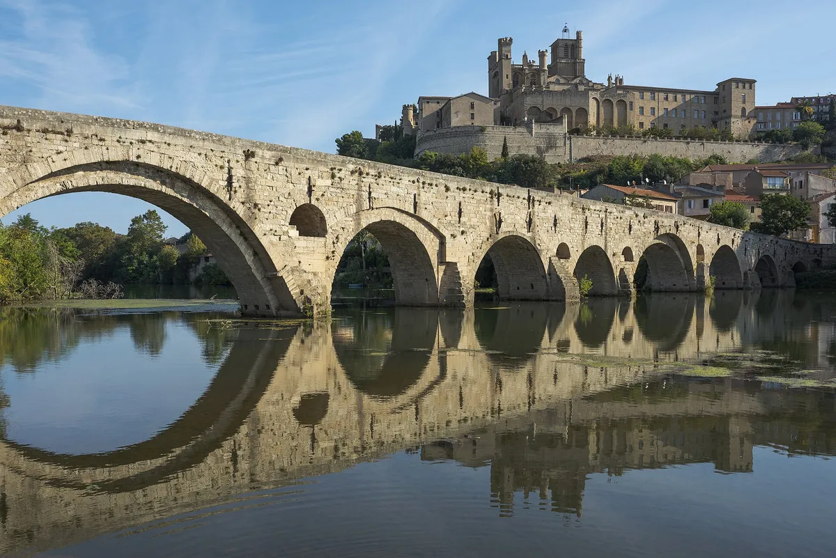 A view in Beziers, where this quest is played