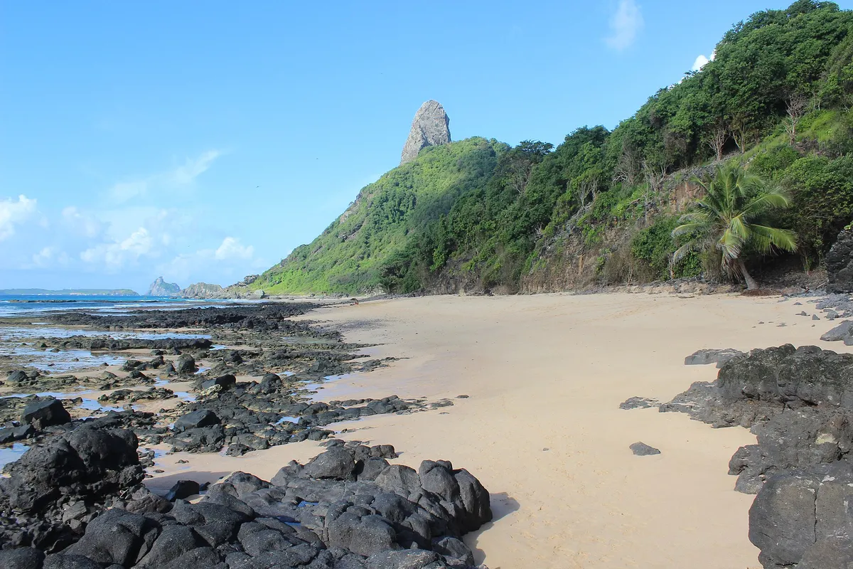 A view in Fernando de Noronha, where this quest is played