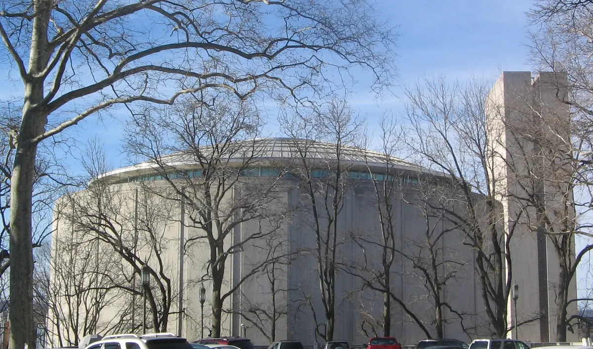 A view in Harrisburg, where this quest is played