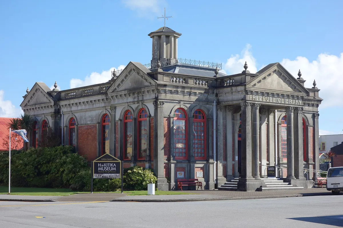 A view in Hokitika, where this quest is played