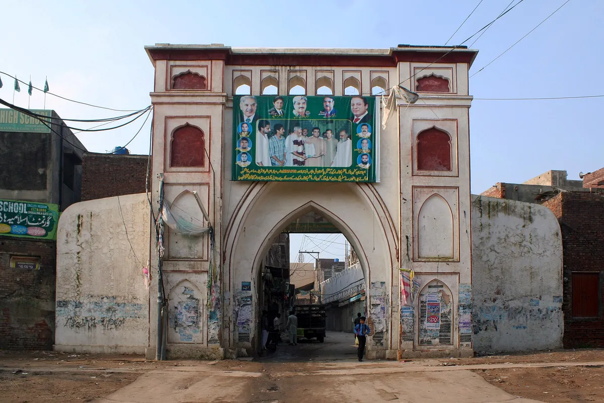 A view in Lahore, where this quest is played