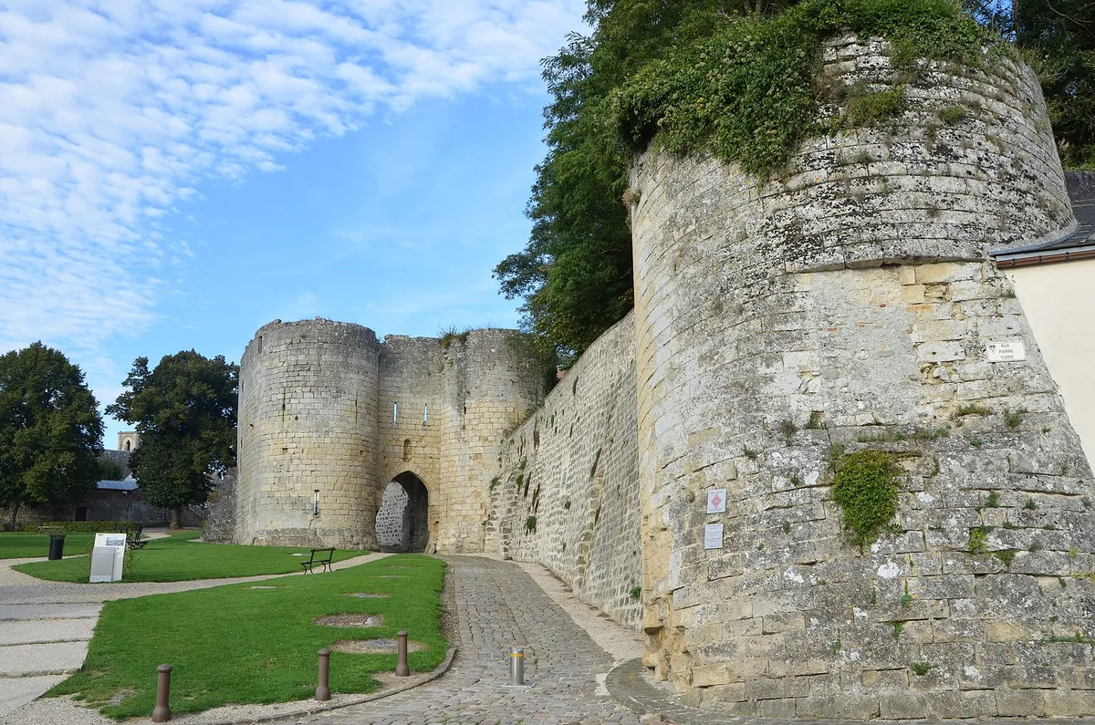 A view in Laon, where this quest is played