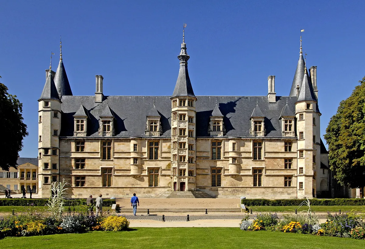 A view in Nevers, where this quest is played