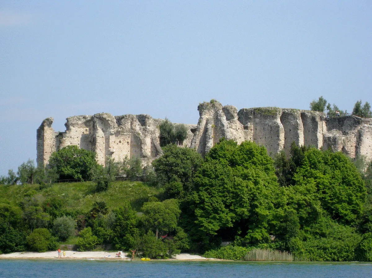 A view in Sirmione, where this quest is played