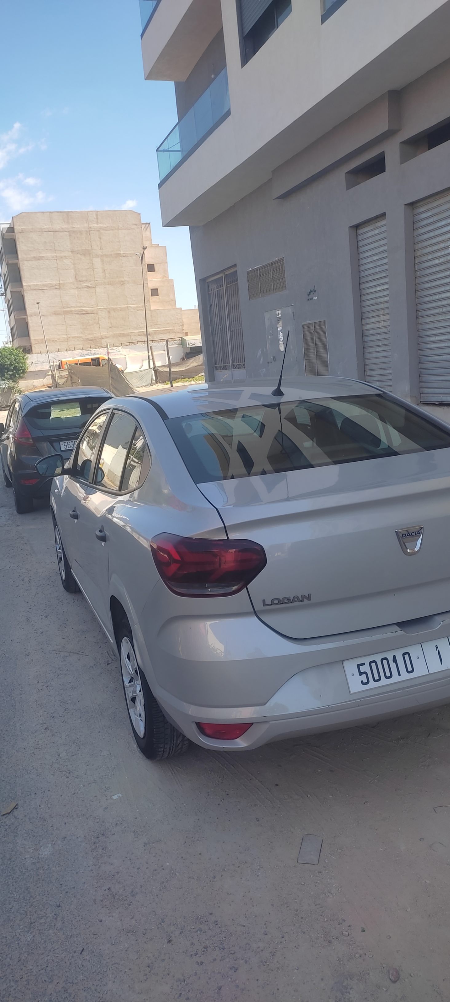 location voiture maroc Dacia Gris