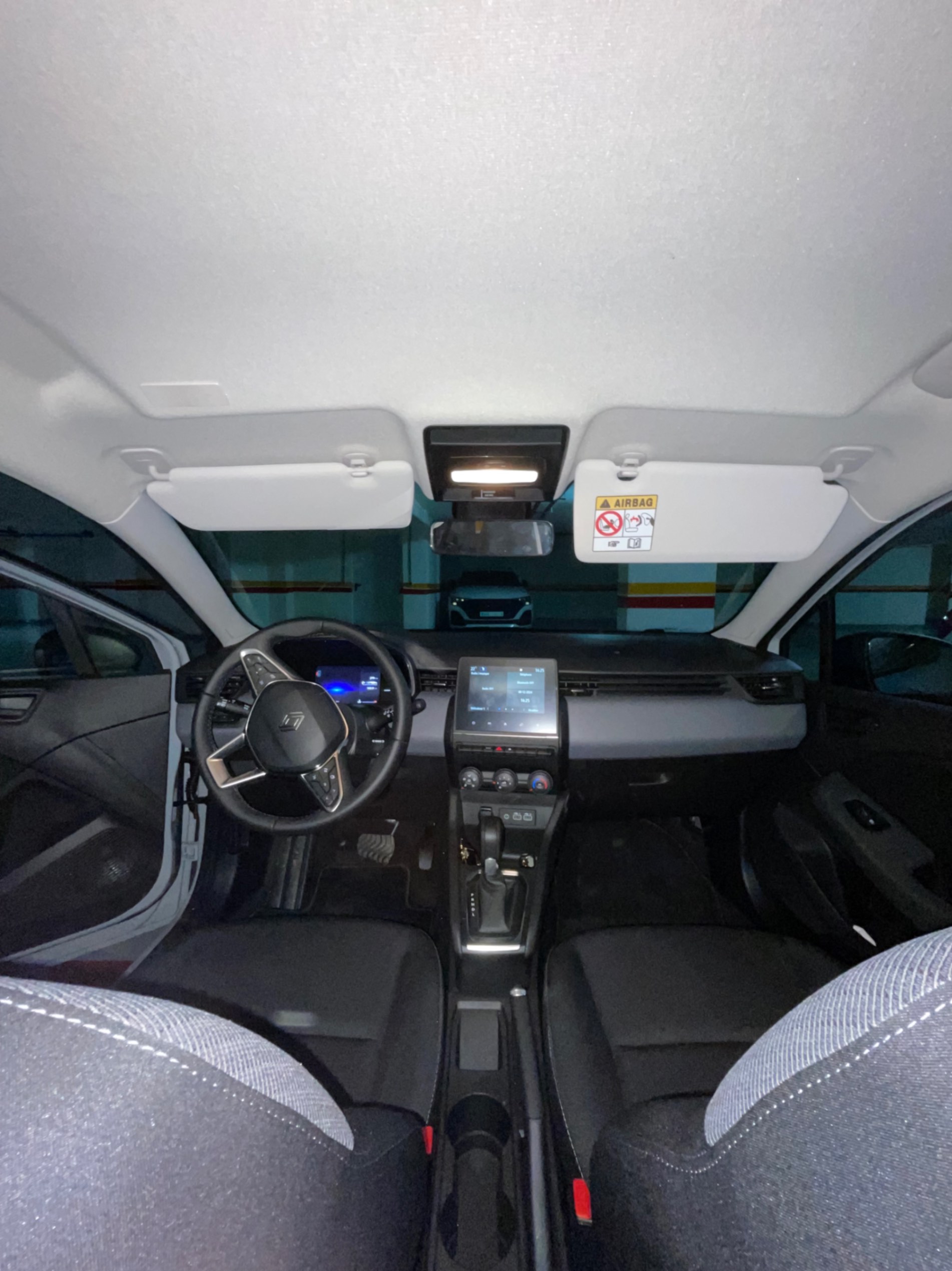 location voiture maroc Renault Gris rafale
