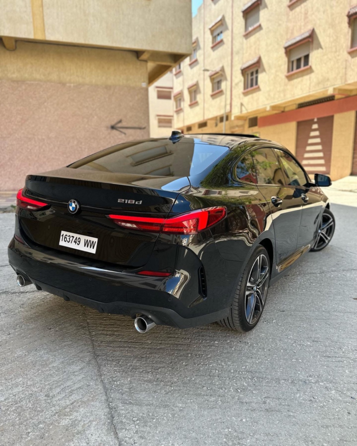 location voiture maroc BMW Noir