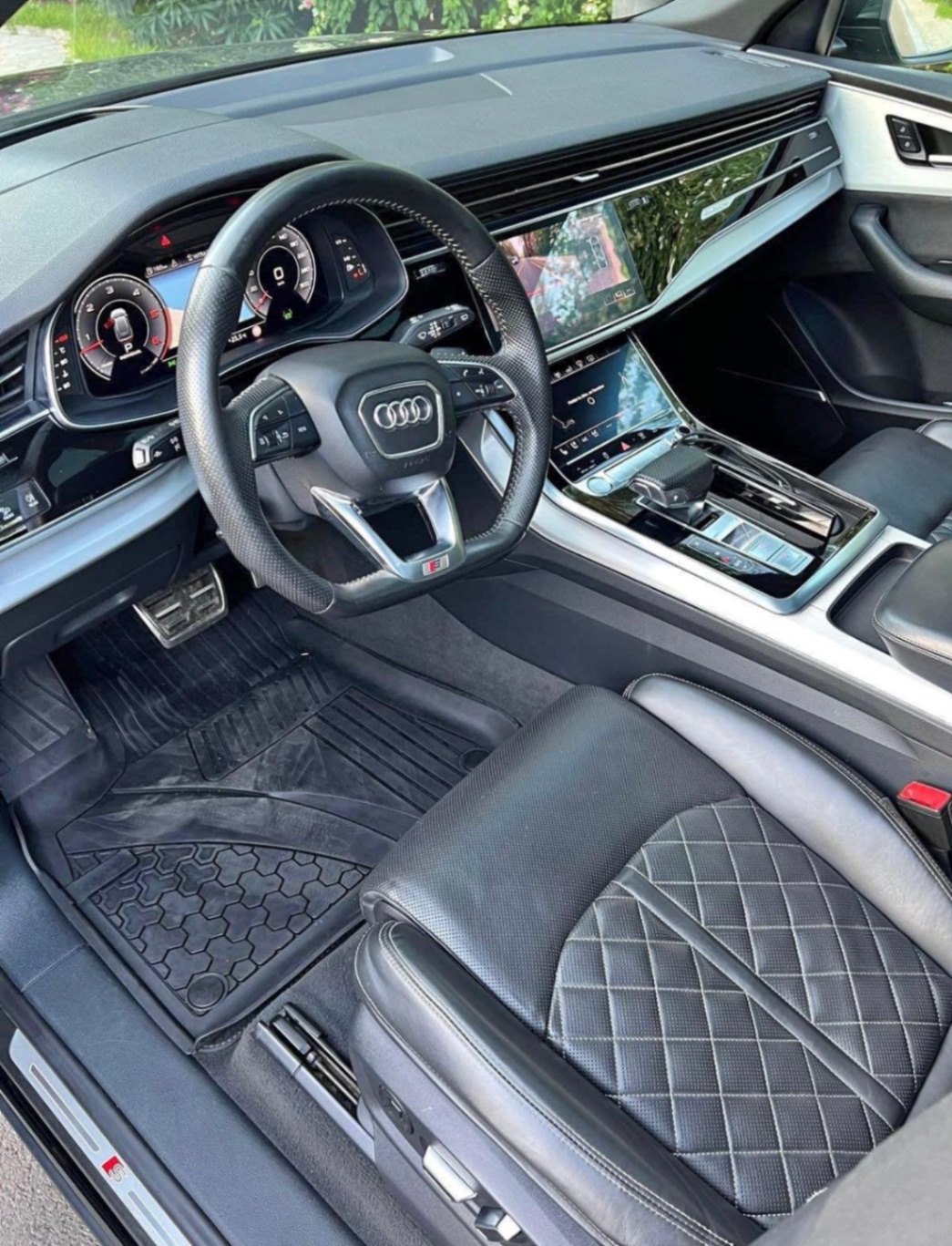 location voiture maroc Audi Noire 