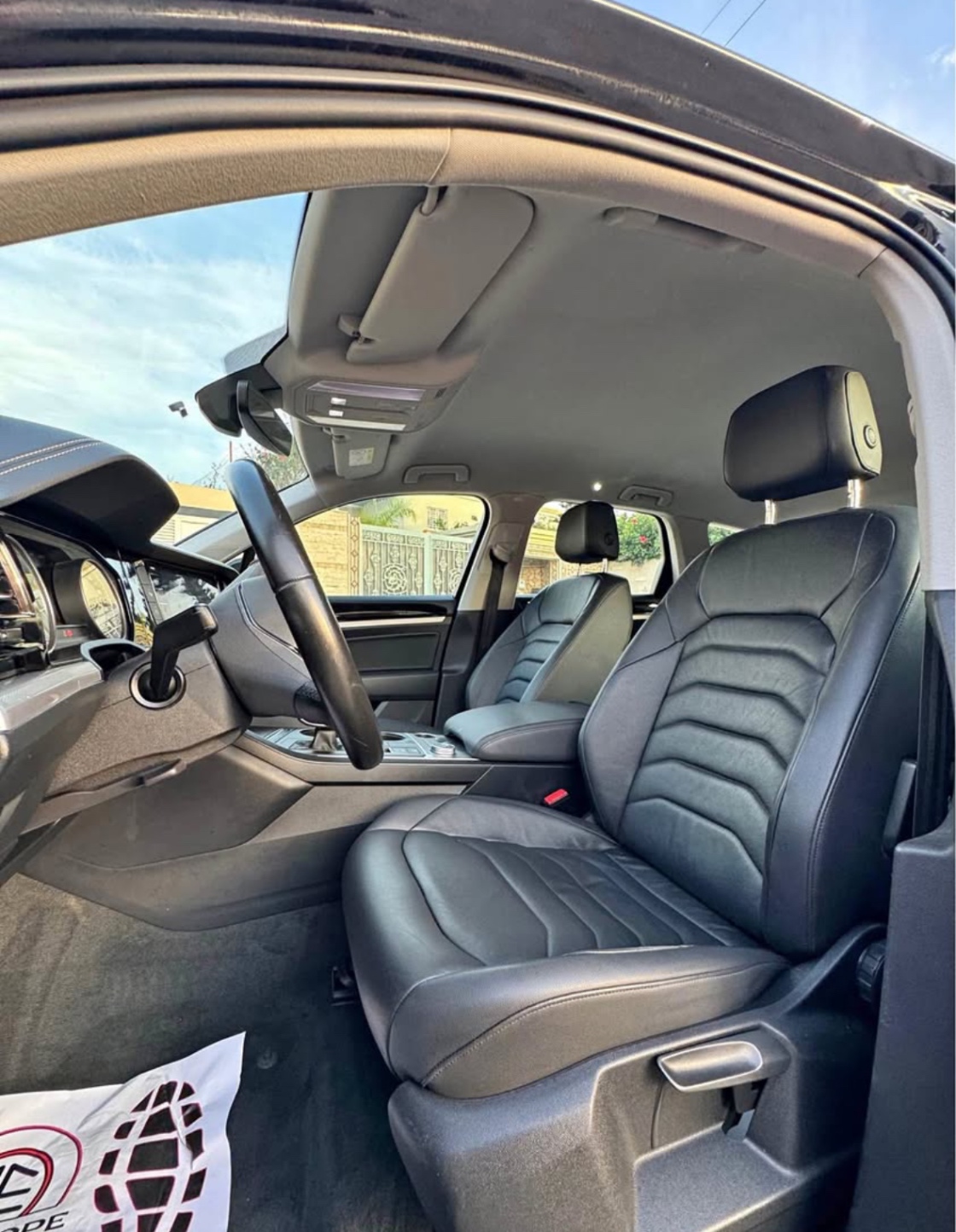 location voiture maroc Volkswagen Noire