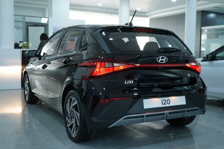 location voiture maroc Hyundai Noir,Blanc,rouge