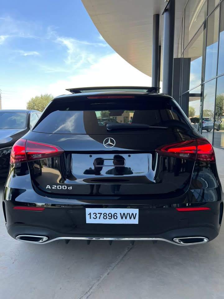 location voiture maroc Mercedes noir