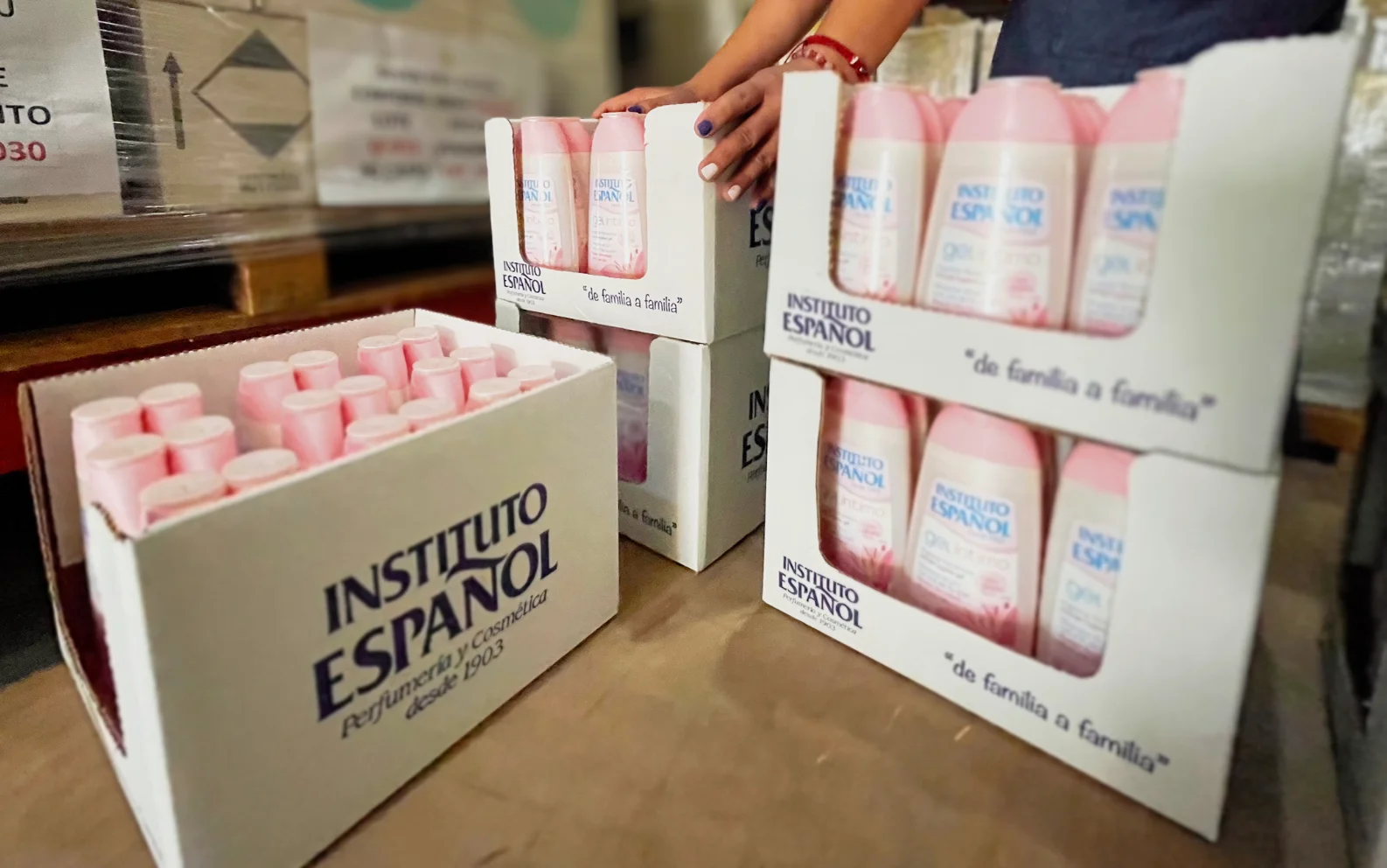 Bodega de Instituto Español distribuida por Gotas de Oro