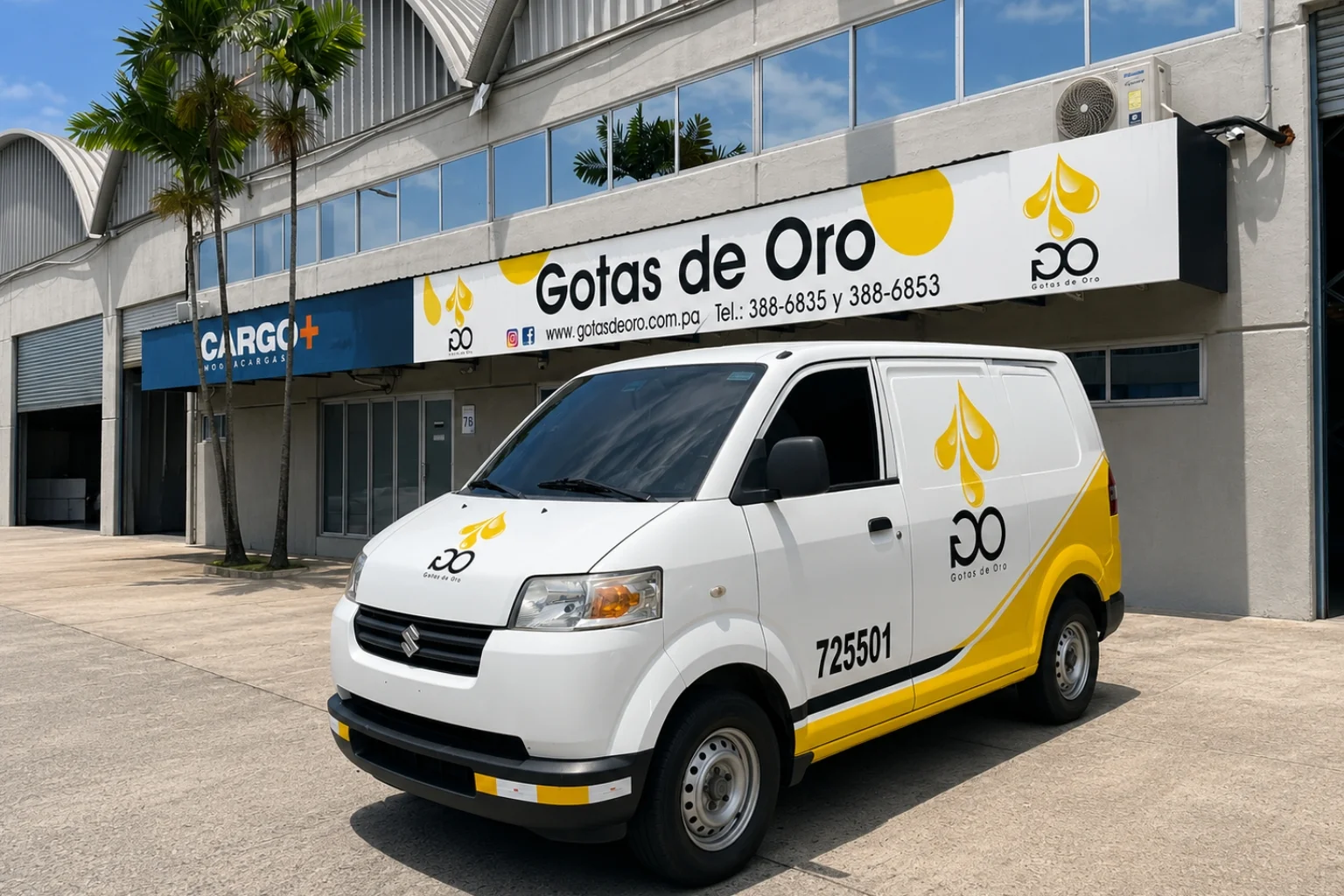 Mini van de reparto de Gotas de Oro en Panamá