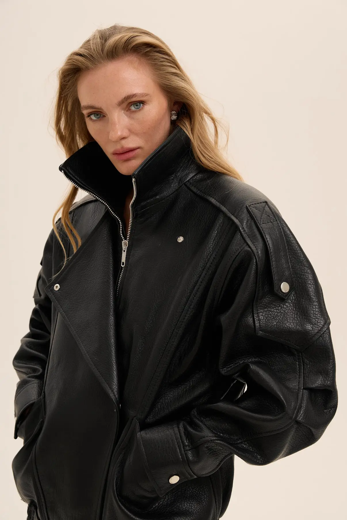 Довга куртка PRETTY WOMAN