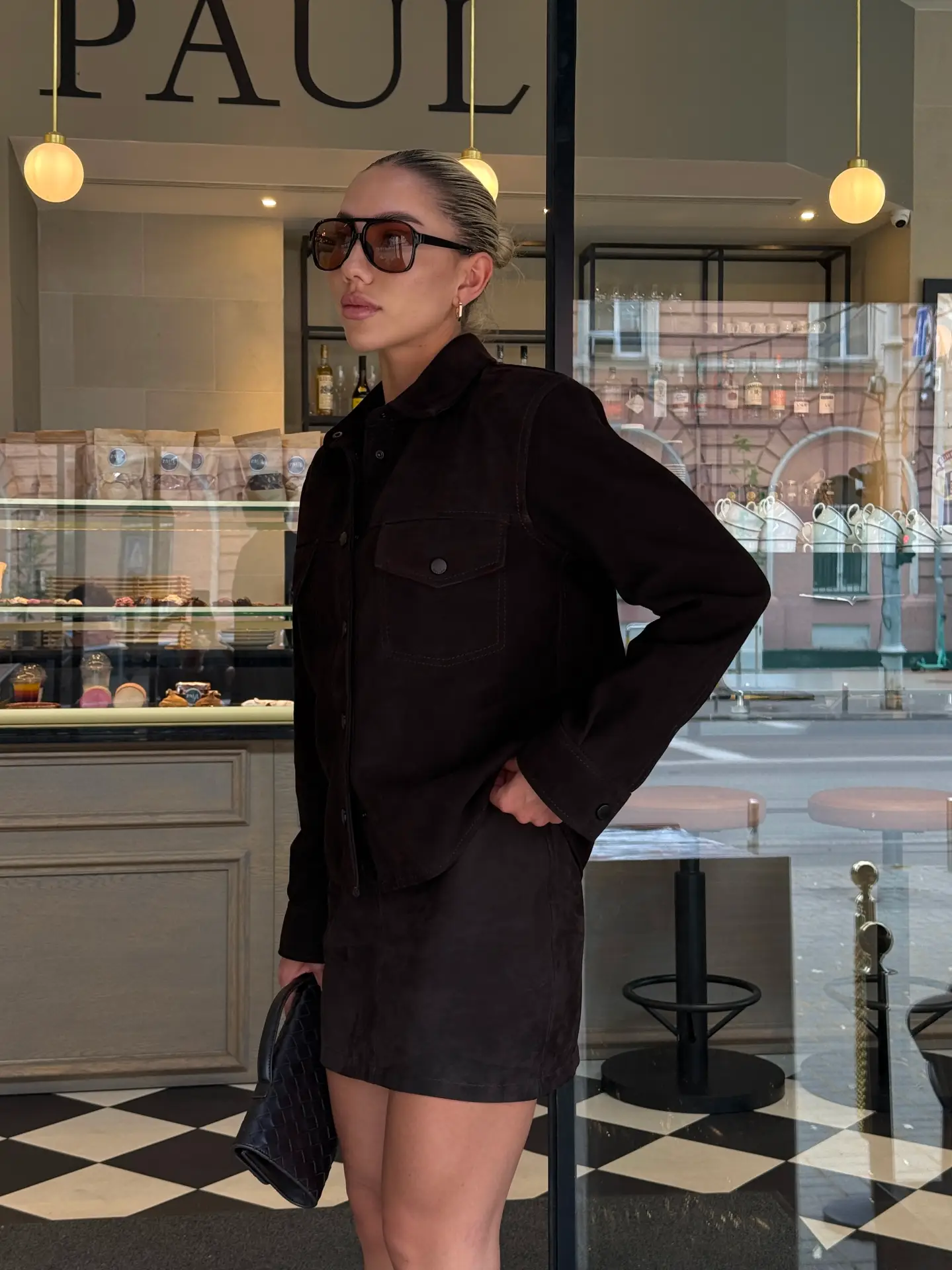 Cropped fitted skirt