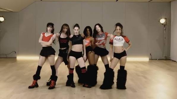 HYBE K-Pop Girl Groups Quiz quiz cover