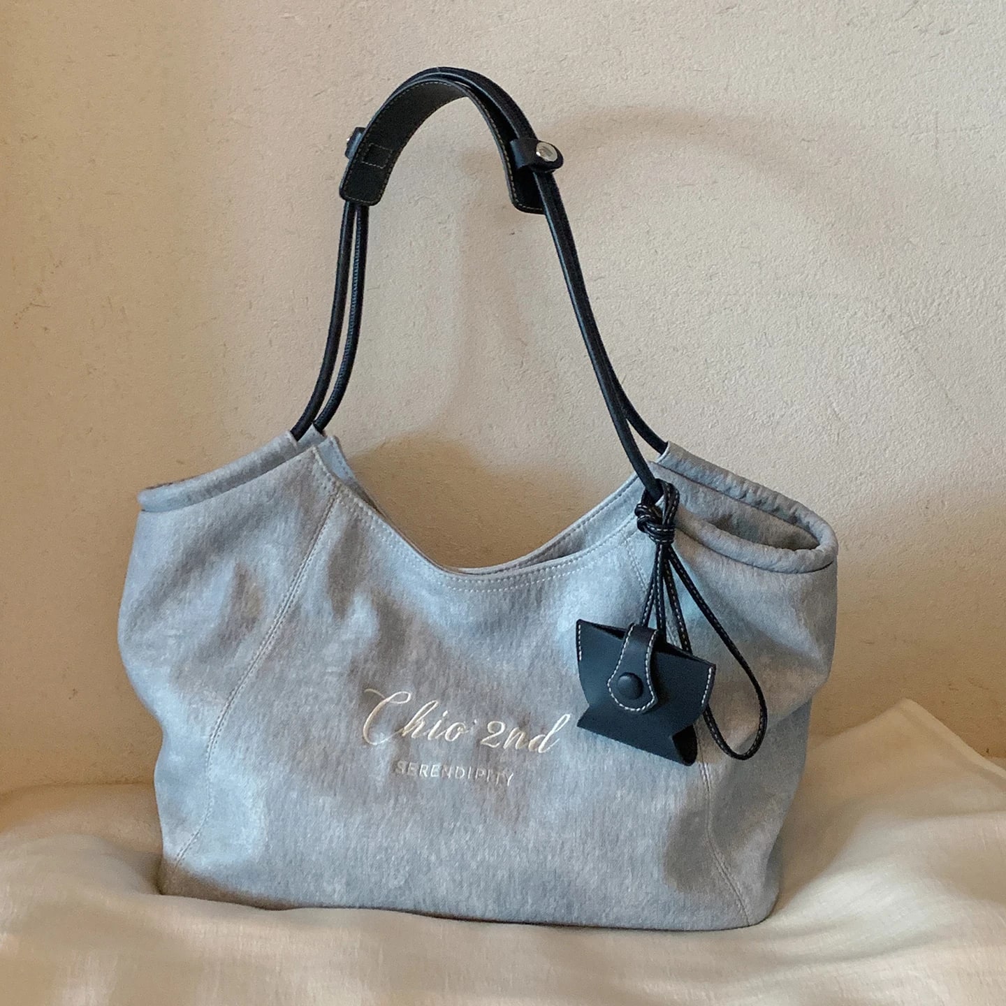 Nanfeng Chio2nd Textured Tote Bag photo 6