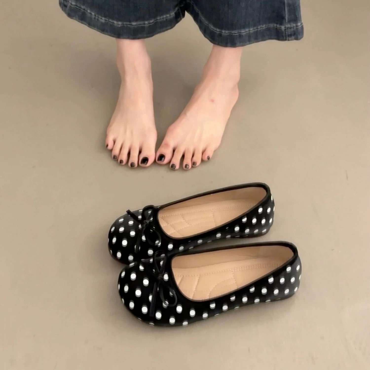 Women's Soft Sole Polka Dot Ballet Flats photo 5
