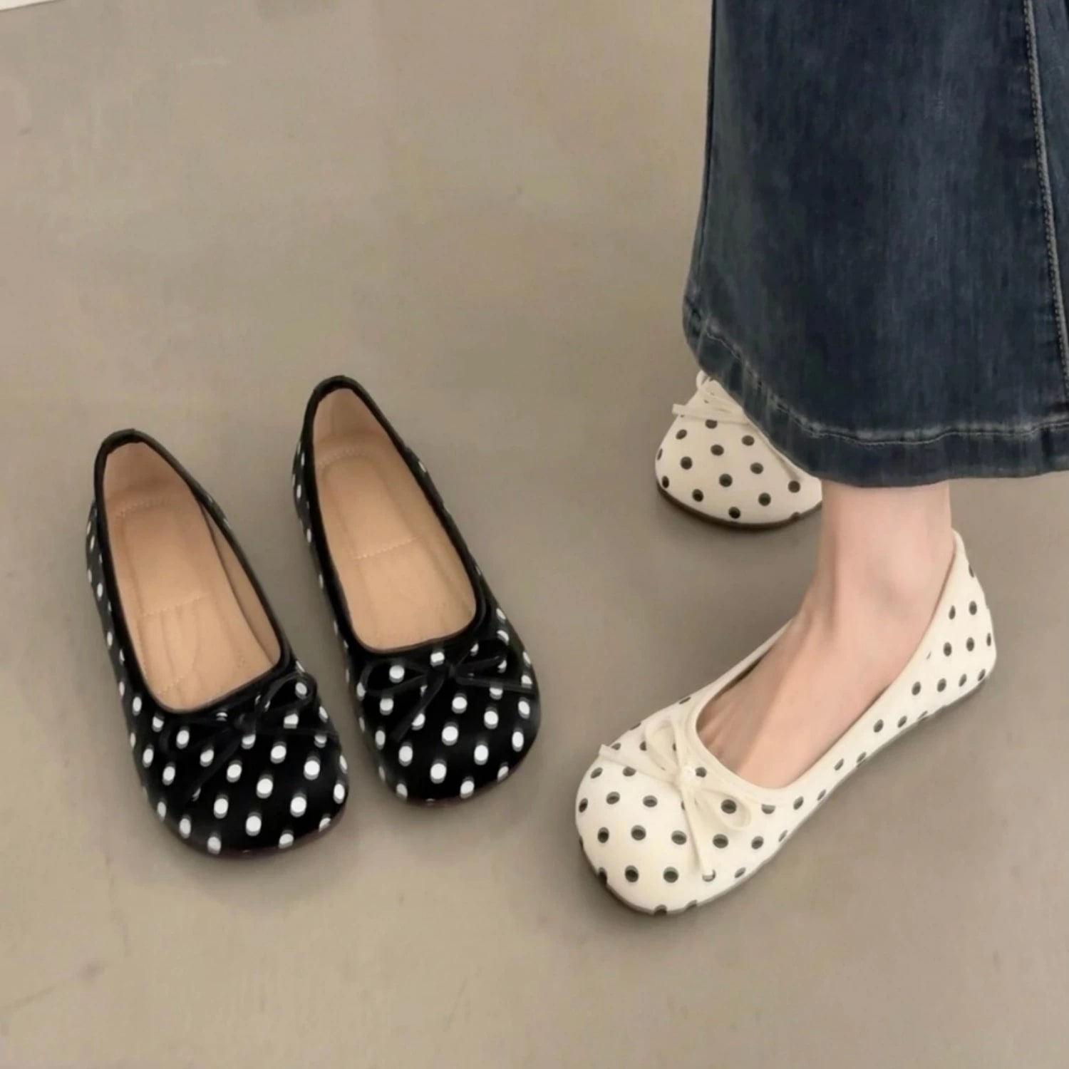 Women's Soft Sole Polka Dot Ballet Flats photo 3