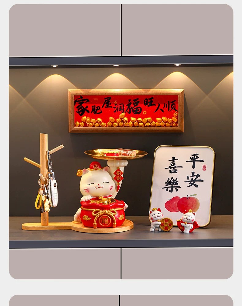 Lucky Cat Entrance Key Storage Ornament photo 6
