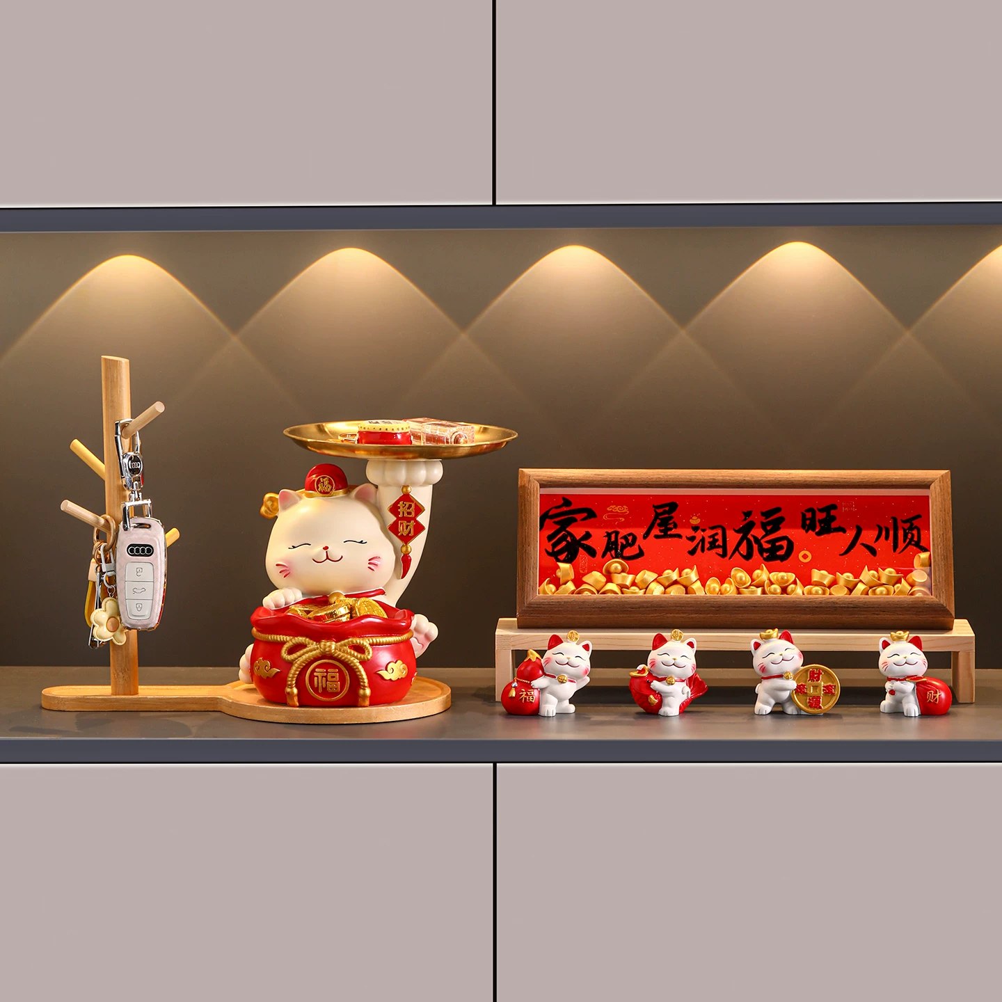 Lucky Cat Entrance Key Storage Ornament photo 2