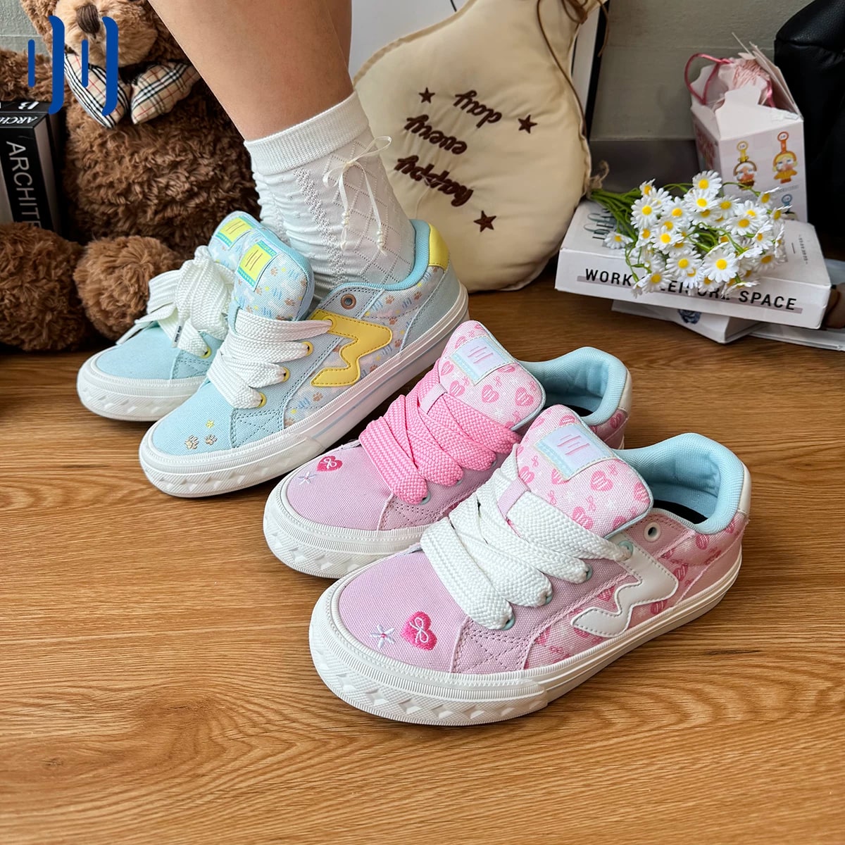 Ollieskate Bagel Low-Top Casual Sneakers — Fashion on G+ Market