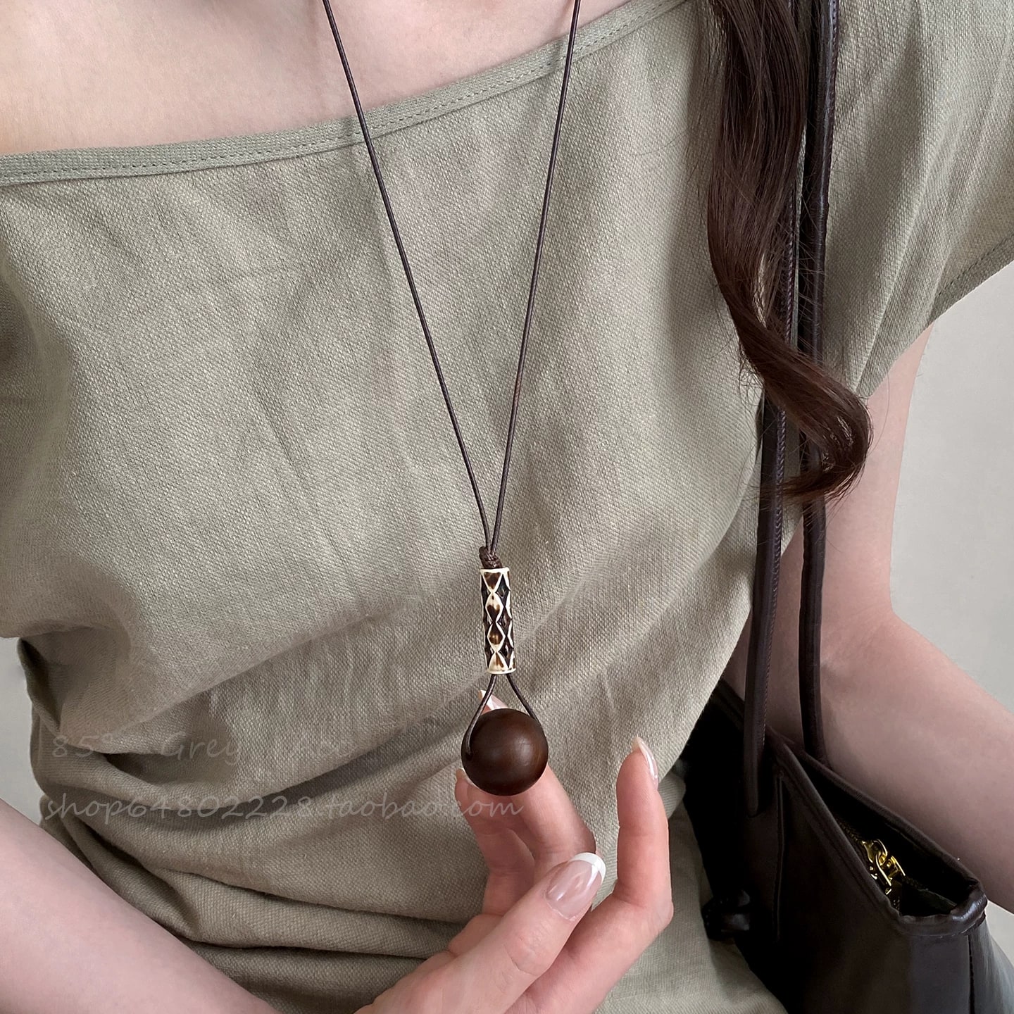 Vintage Brown Pendant Long Necklace photo 3