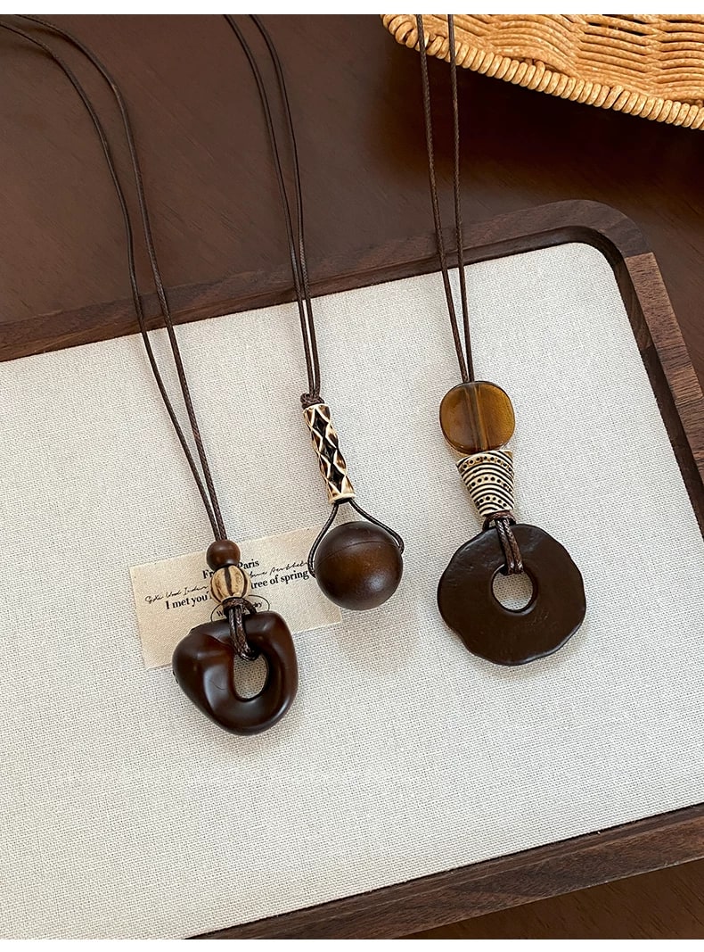 Vintage Brown Pendant Long Necklace photo 4