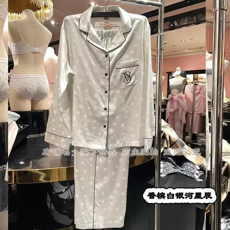 Women's Silky Two-Piece Pajama Set with Butterfly Print photo 6