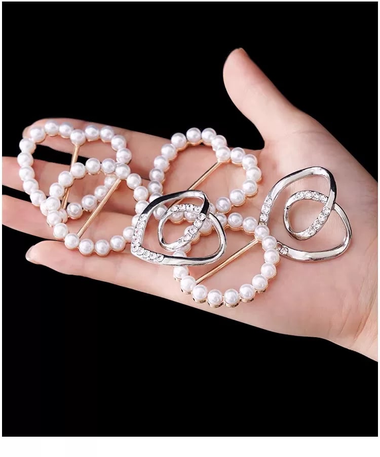 Elegant Pearl and Rhinestone Scarf Buckle Shirt Hem Clip photo 3