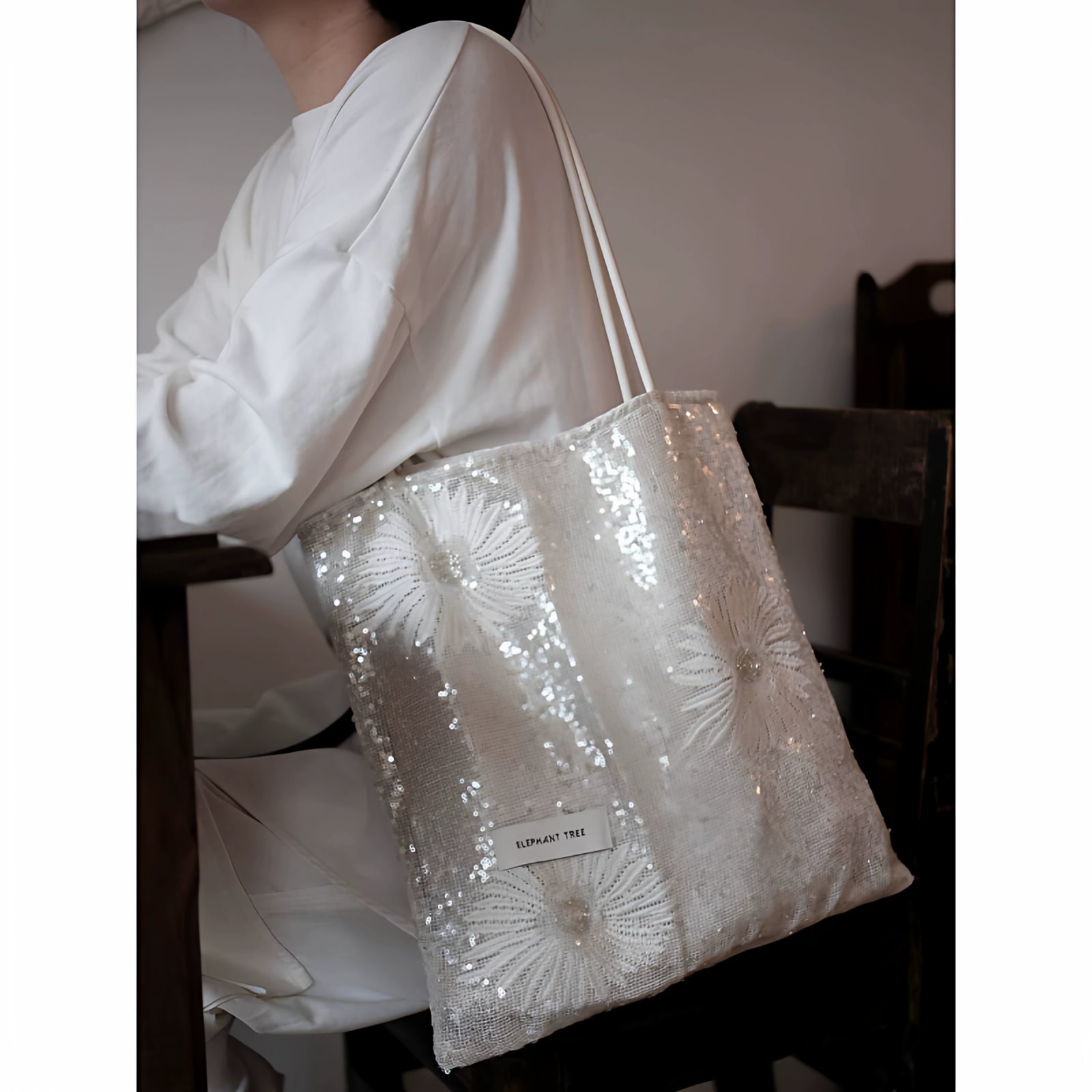 Daisy Sequin Canvas Shoulder Bag photo 3