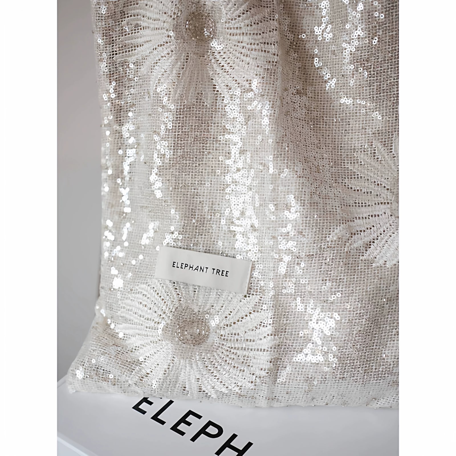 Daisy Sequin Canvas Shoulder Bag photo 4