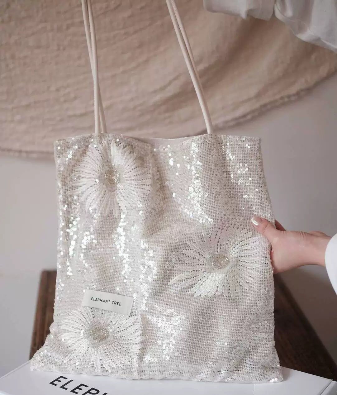 Daisy Sequin Canvas Shoulder Bag photo 4