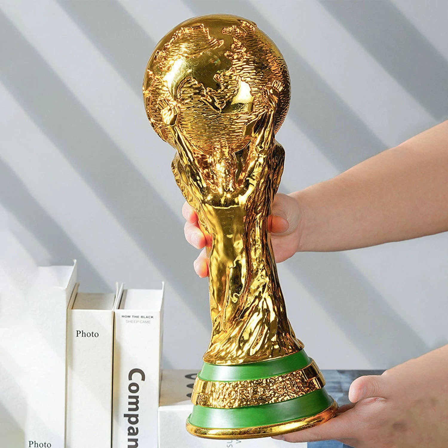 World Cup Trophy Statue Ornament photo 6