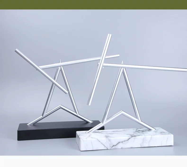 Kinetic Perpetual-Motion Desk Ornament with Aviation Bearings photo 4