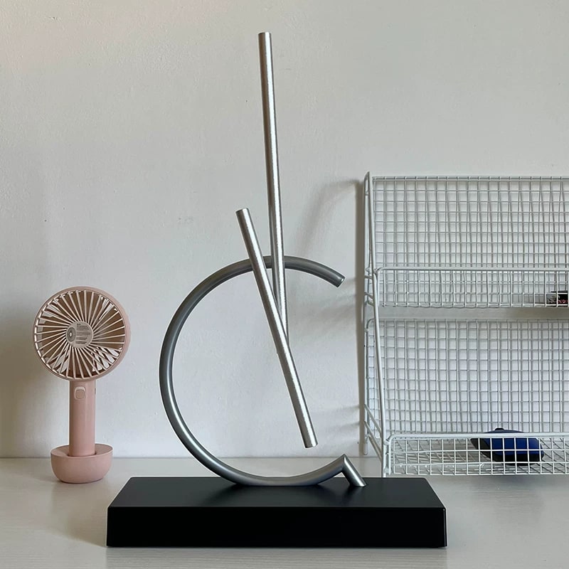 Kinetic Perpetual-Motion Desk Ornament with Aviation Bearings photo 2