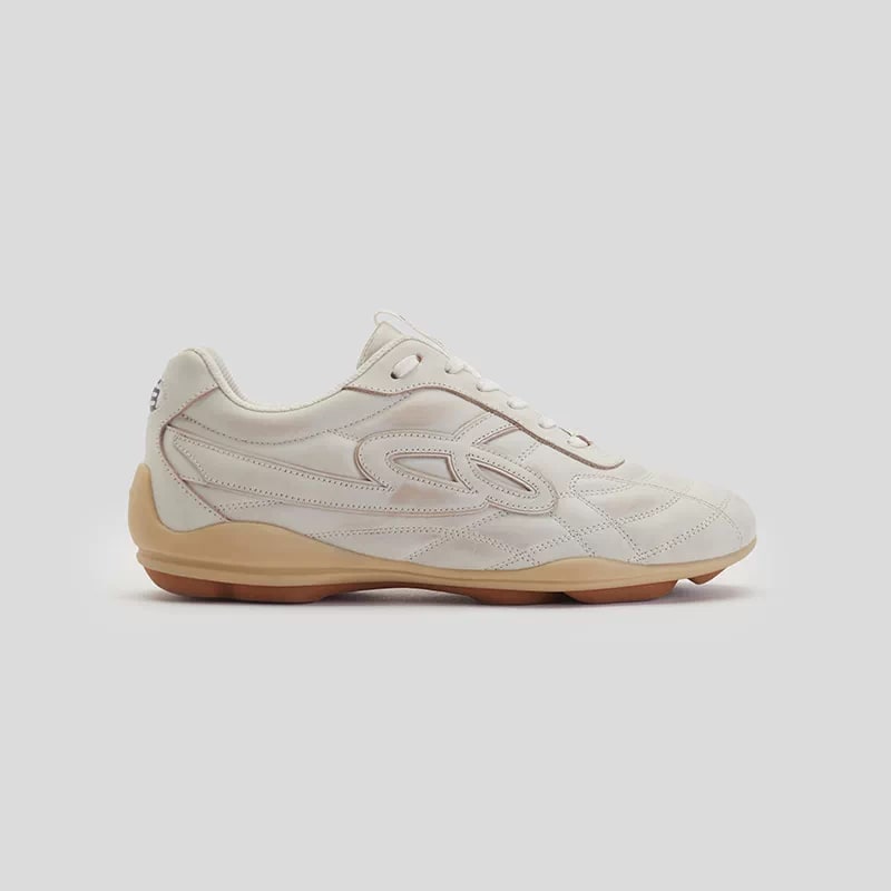 GOODBAI Mixed Material Low-Top Trainers photo 2