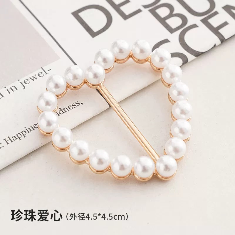Pearl Shirt-Knot Clips and Scarf Buckles - Premium photo 6