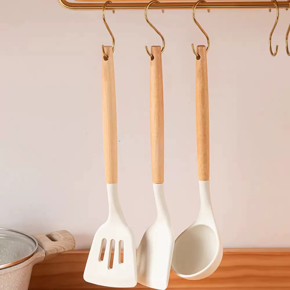 Silicone Spatula with Wooden Handle photo 2