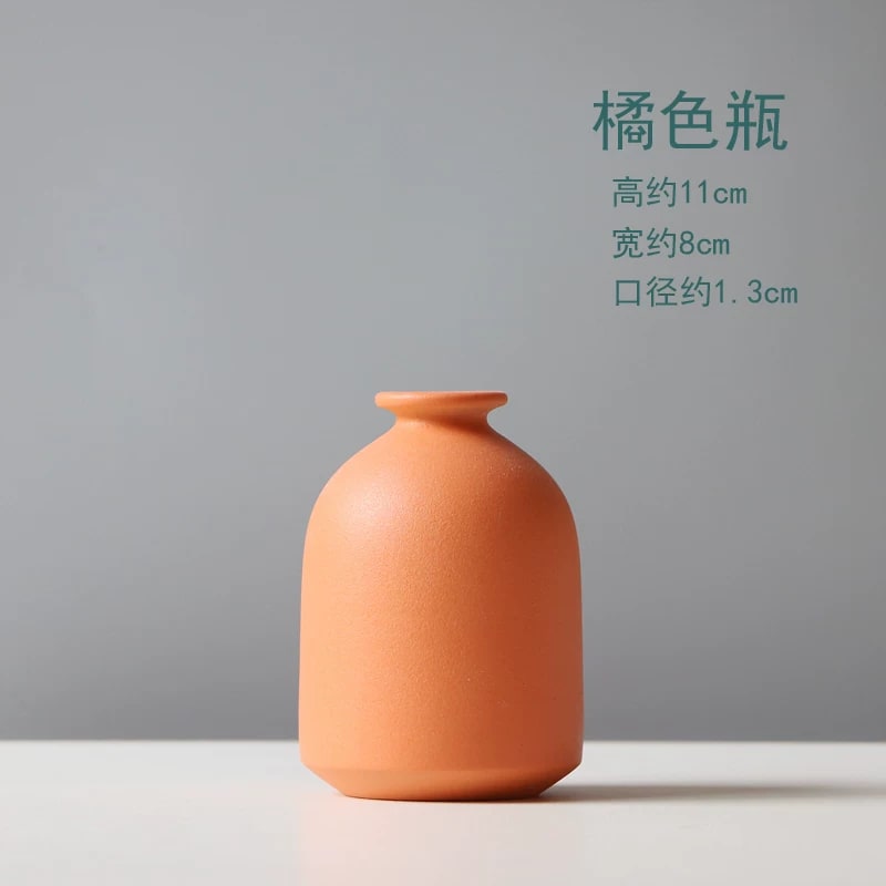 Matte Ceramic Bud Vase Set photo 6
