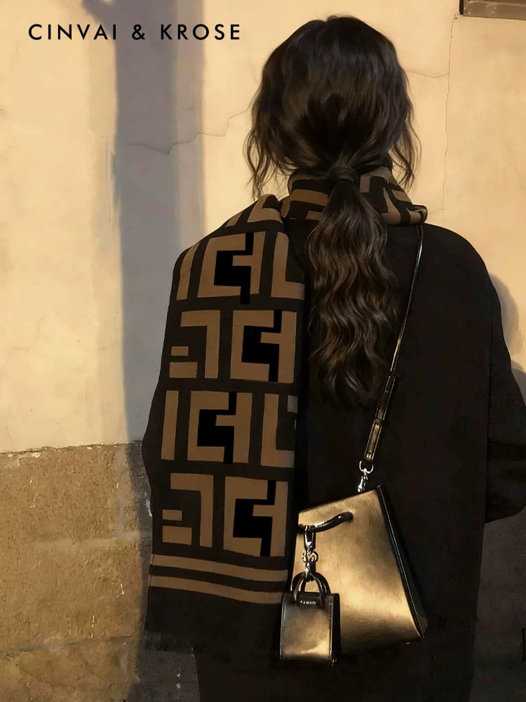 CinvaiKrose Thick Knit Scarf and Shawl photo 6