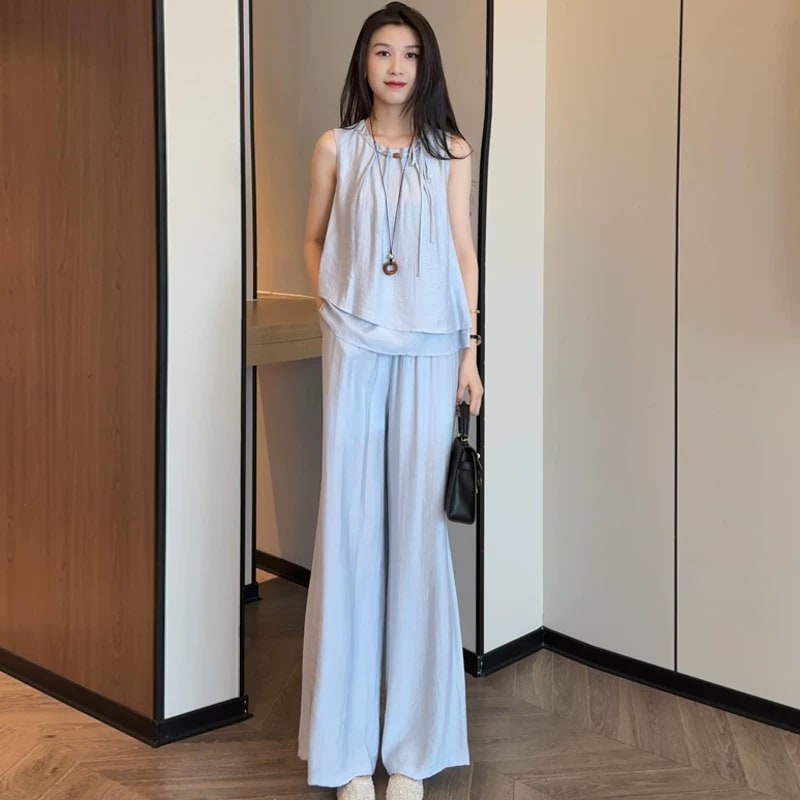 Sleeveless Top and Wide-Leg Trouser Set photo 4