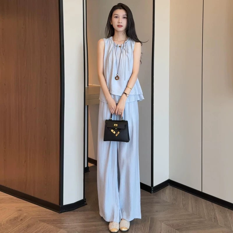 Sleeveless Top and Wide-Leg Trouser Set photo 6