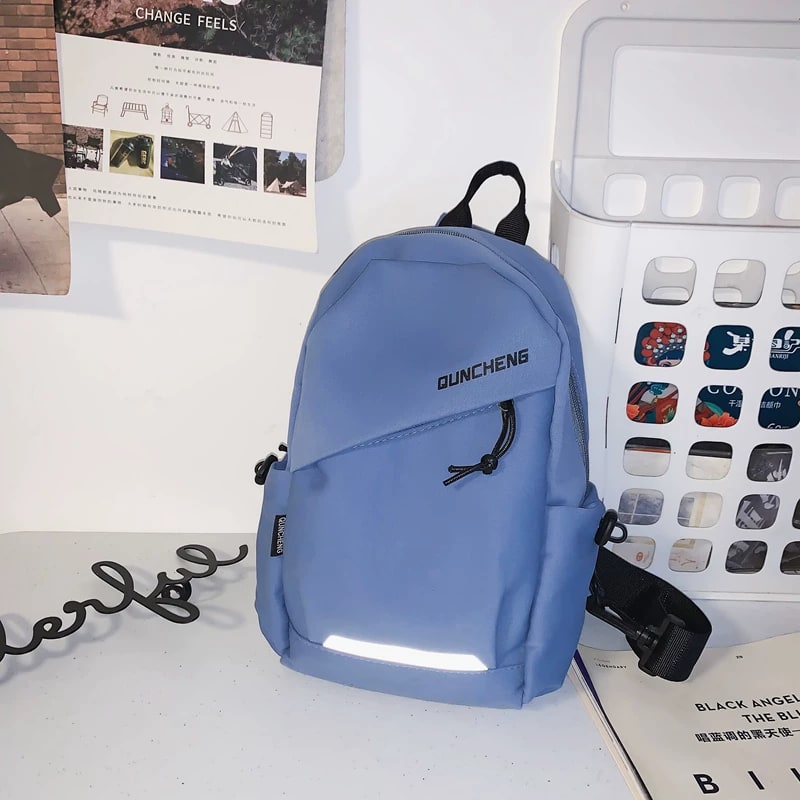 QUNCHENG Lightweight Sling Chest Bag photo 3