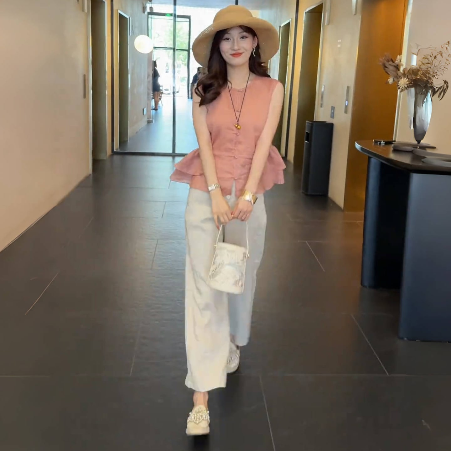 Women's Ruffle Top and Wide-Leg Trousers Set photo 5