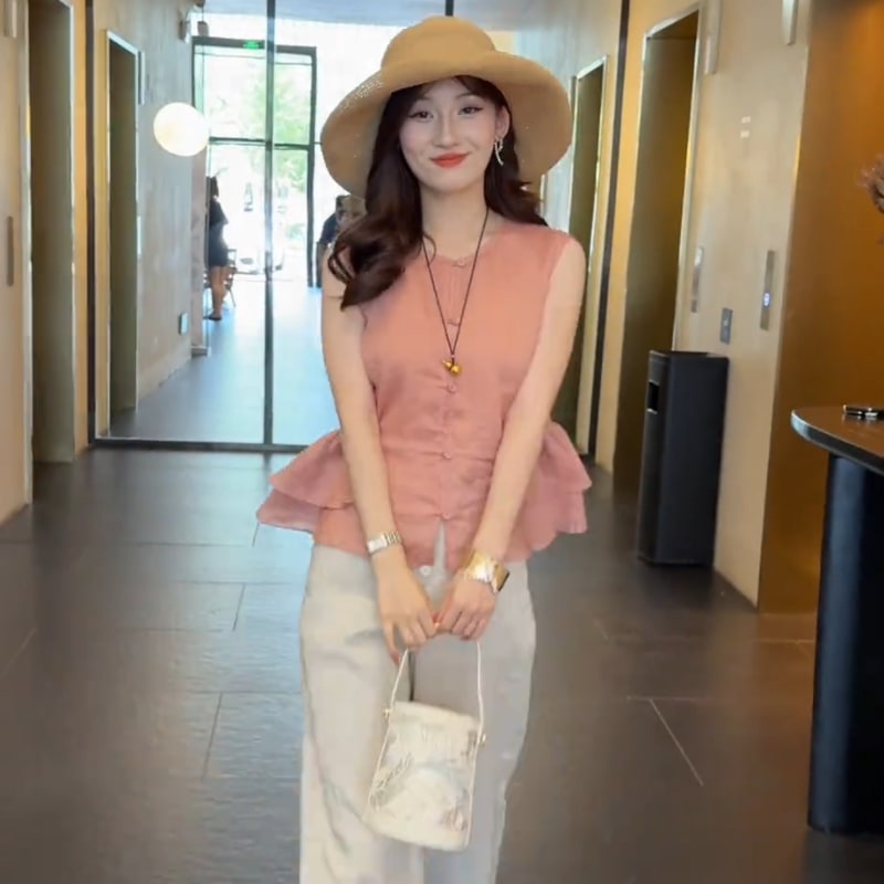Women's Ruffle Top and Wide-Leg Trousers Set photo 2