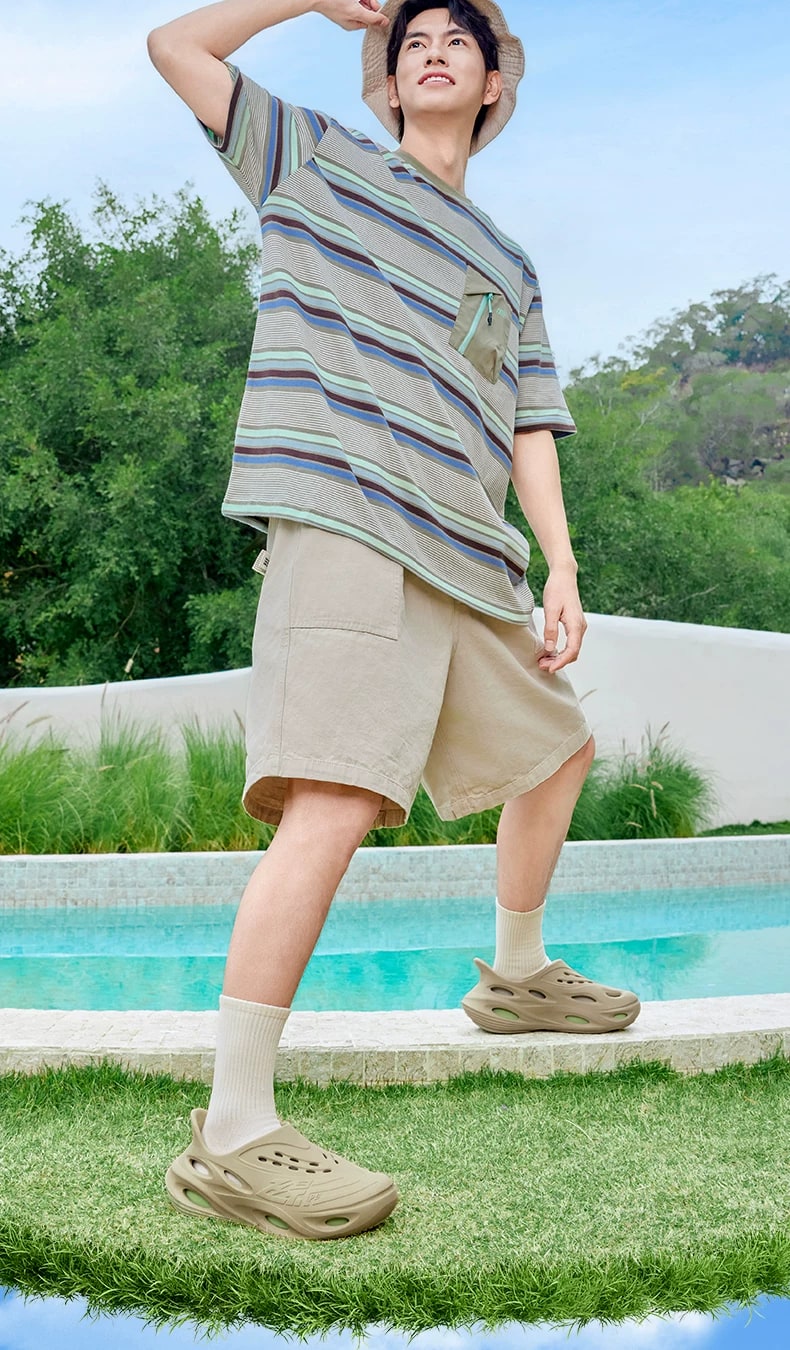 Qiaodan Mens Perforated Clogs, Non-Slip photo 4