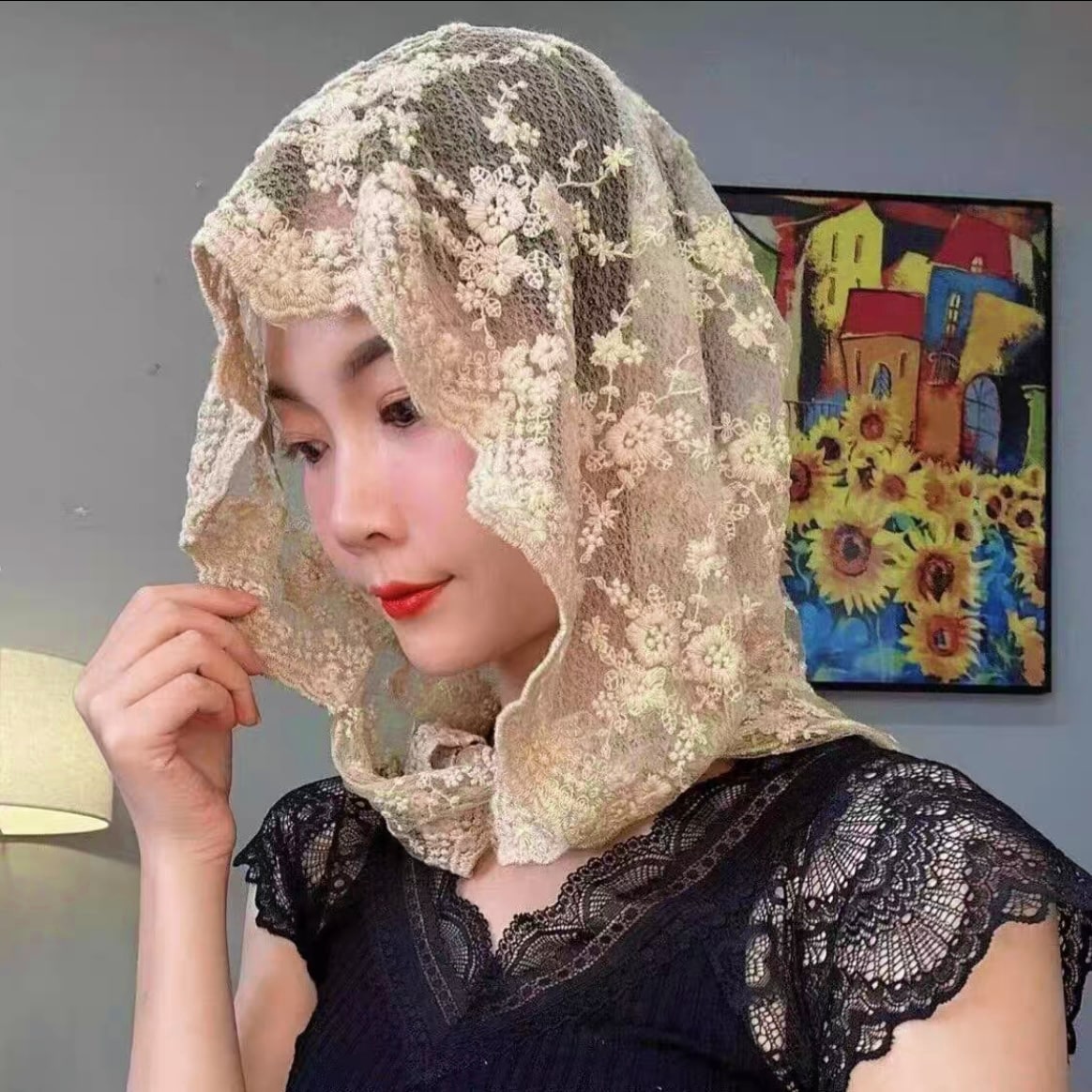 Floral Embroidered Lace Headscarf photo 3
